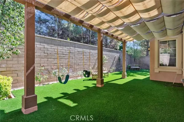 Irvine, CA 92618,24 Umbria