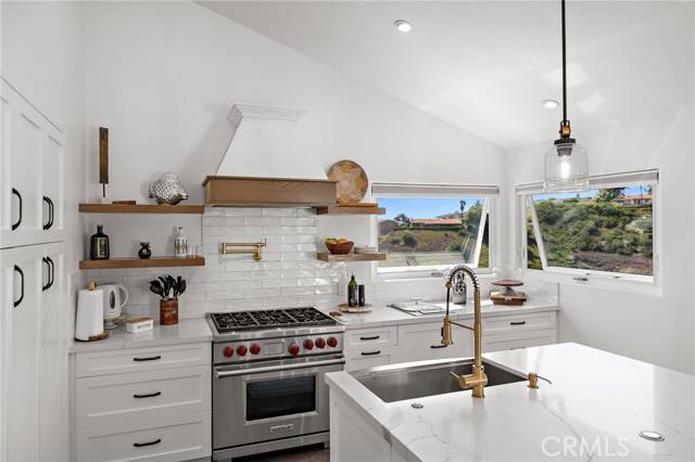 San Clemente, CA 92672,449 Avenida Crespi