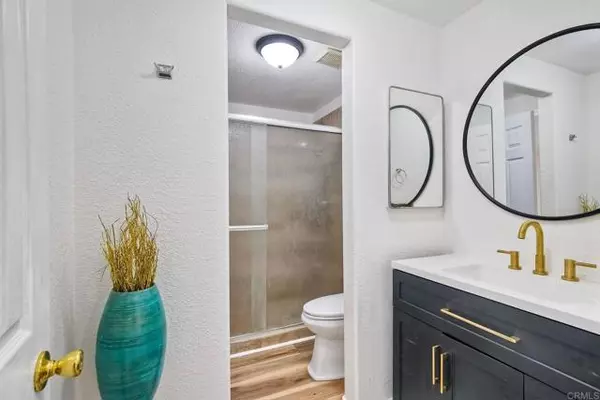 Oceanside, CA 92058,111 Fireside ST