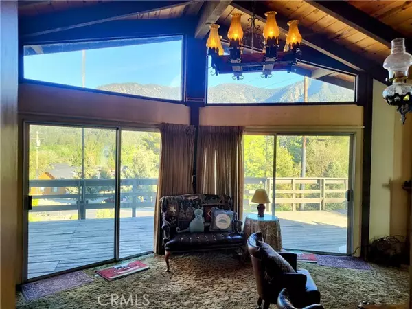 CA 93222,2720 Arctic DR