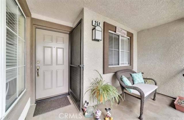 Lake Forest, CA 92610,252 Chaumont CIR 252
