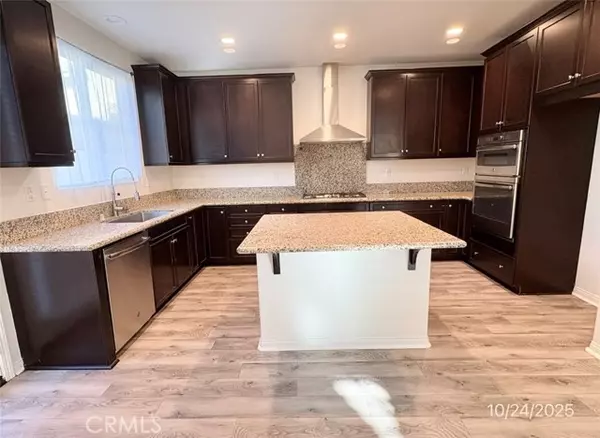 Highland, CA 92346,28434 Sunflower ST