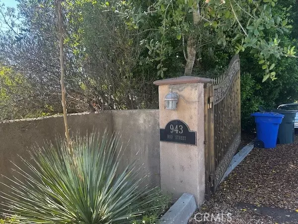 Fallbrook, CA 92028,943 Rod ST