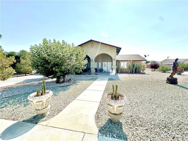 15545 Dale Evans, Apple Valley, CA 92307