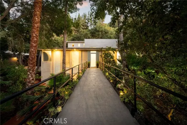 3191 Laurel Canyon BLD, Studio City, CA 91604