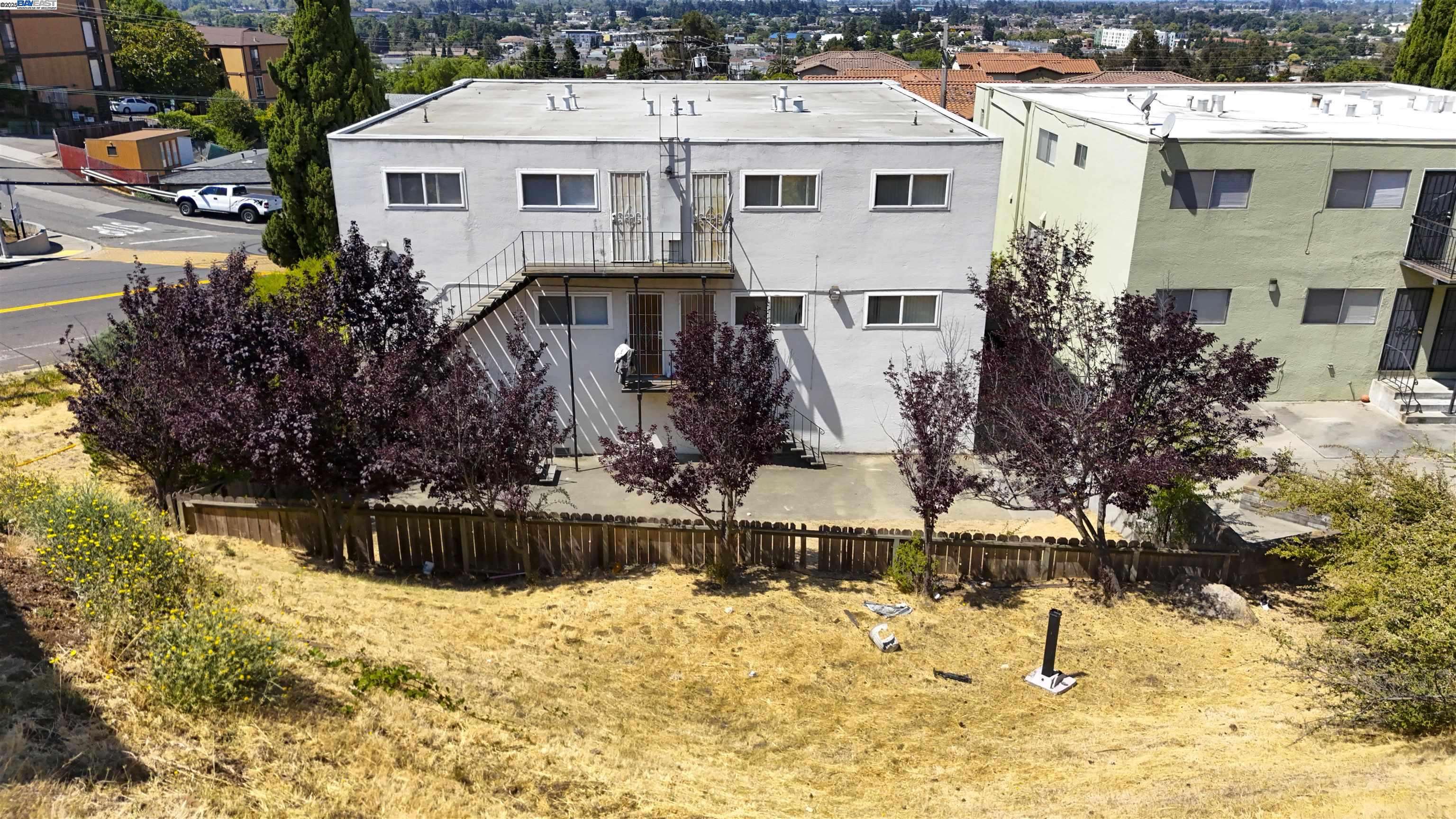 San Leandro, CA 94578,16320 Saratoga St