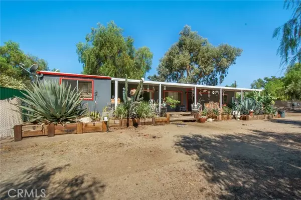 42350 Wilson Valley Rd,  Aguanga,  CA 92536