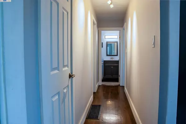 El Sobrante, CA 94803,4623 Appian WAY