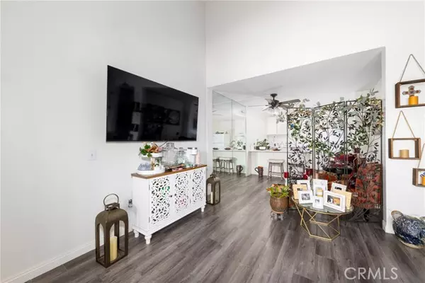 La Mirada, CA 90638,15224 Ocaso AVE H212