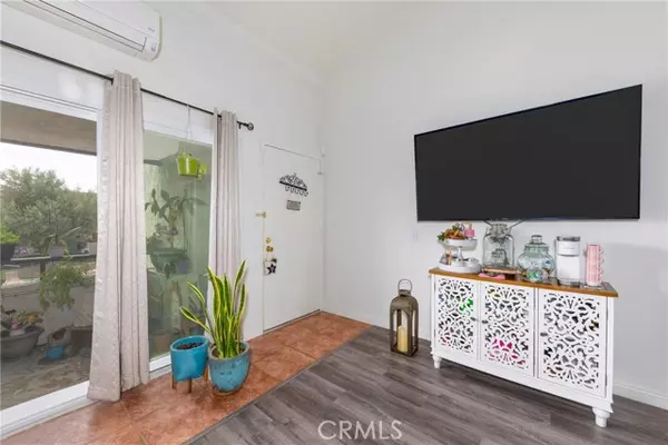 La Mirada, CA 90638,15224 Ocaso AVE H212