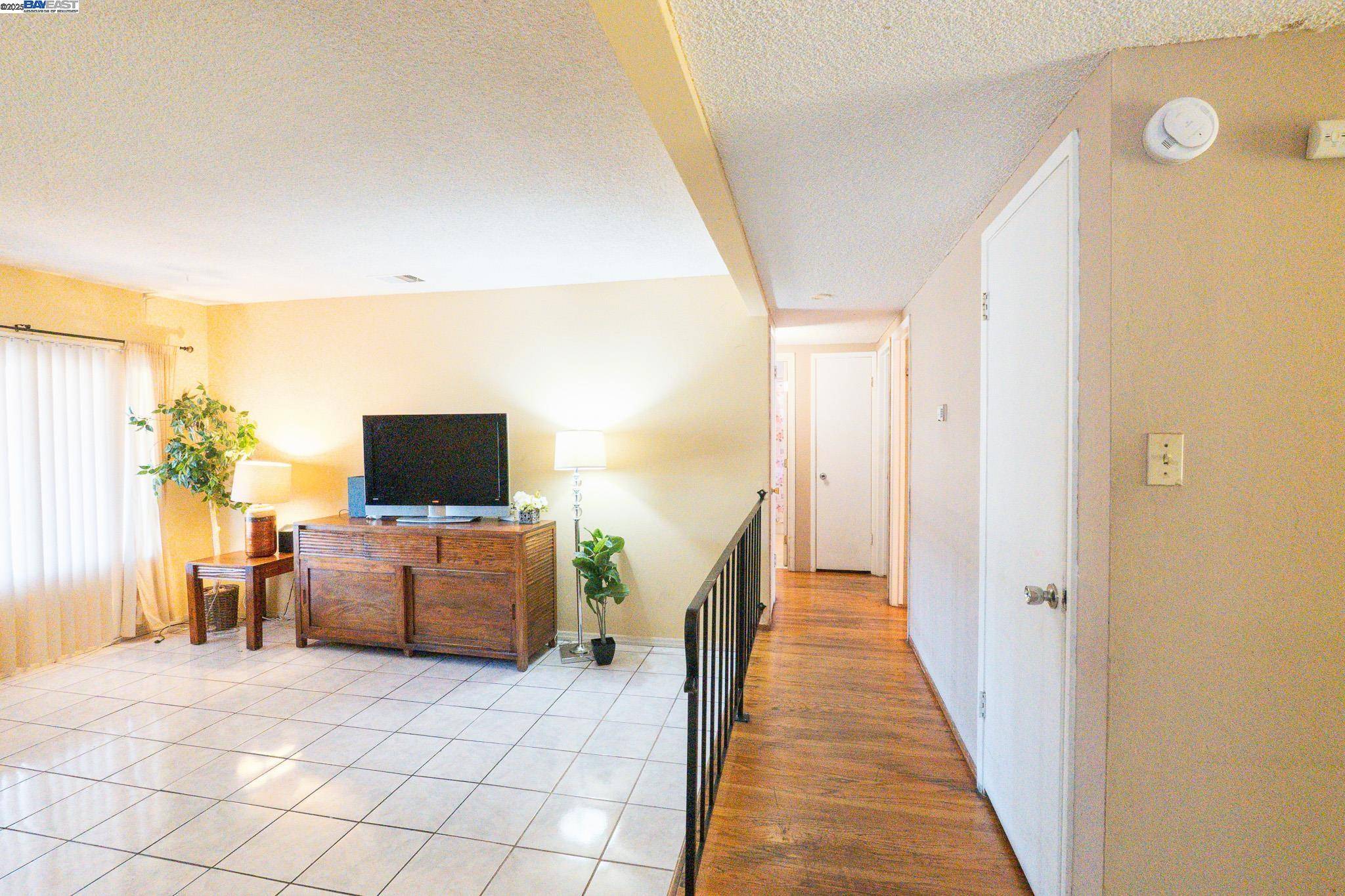 Fremont, CA 94538,39850 SUNDALE DR