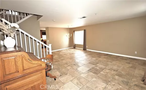 Fontana, CA 92336,5825 Opal CT