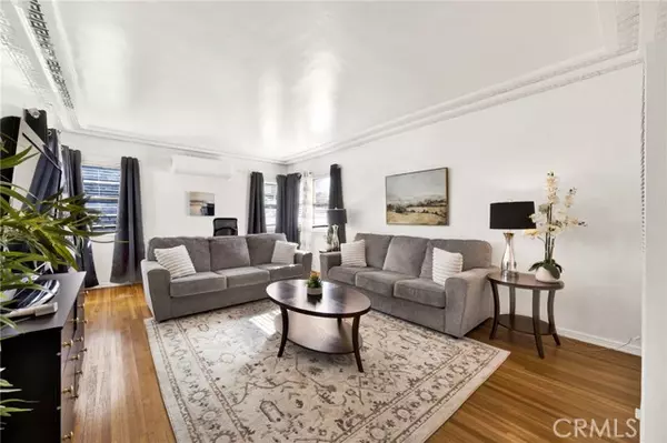 Studio City, CA 91604,4343 Laurel Canyon BLD