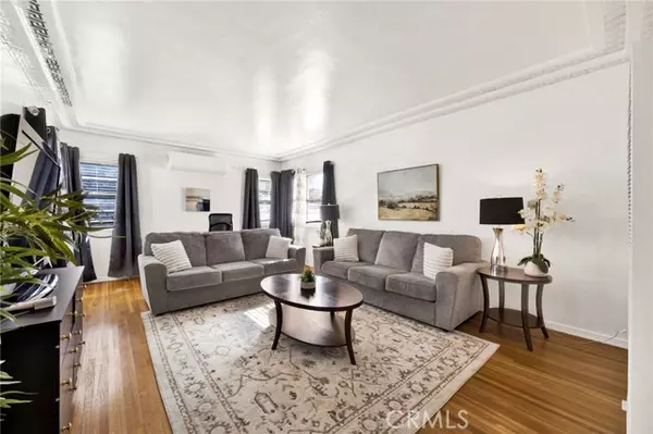 Studio City, CA 91604,4343 Laurel Canyon BLD