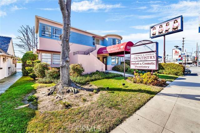 4341 Laurel Canyon BLD, Studio City, CA 91604