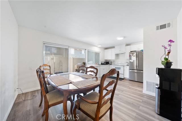 Thousand Oaks, CA 91360,2680 La Paloma CIR