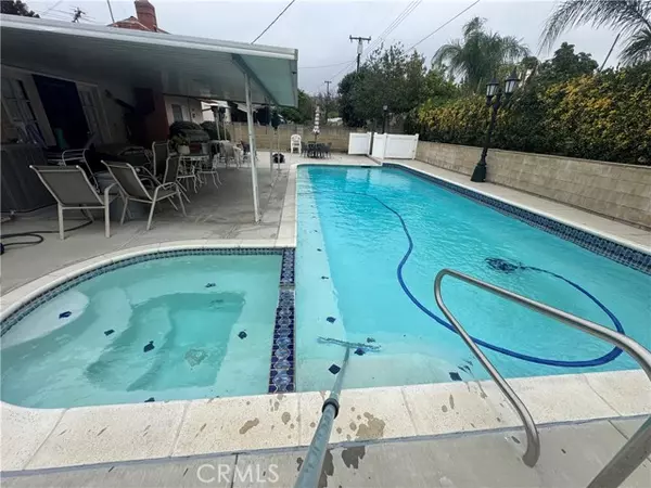 3636 Mapleleaf DR, Riverside, CA 92503