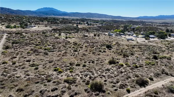 Anza, CA 92539,4 Old Forest Rd