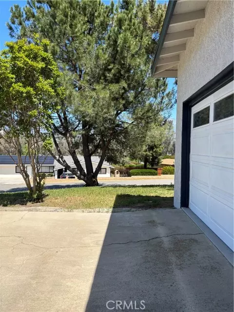 Redlands, CA 92373,31795 Avenue N