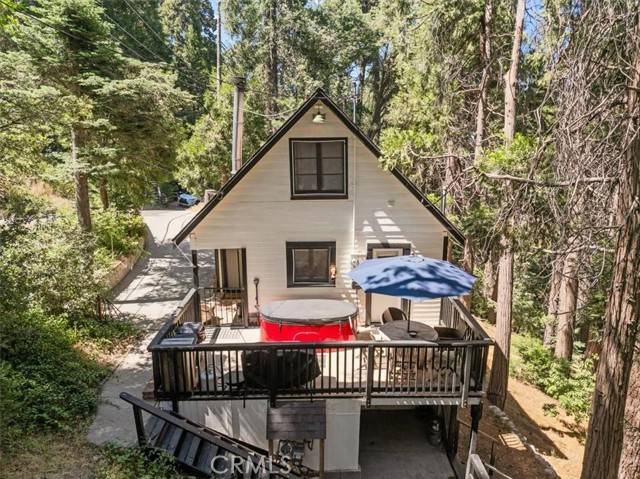 25576 Hi LN, Twin Peaks, CA 92391
