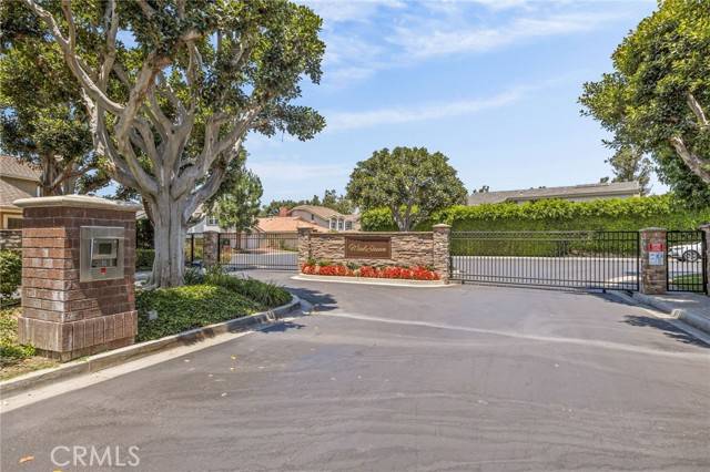Irvine, CA 92620,4 Ribera