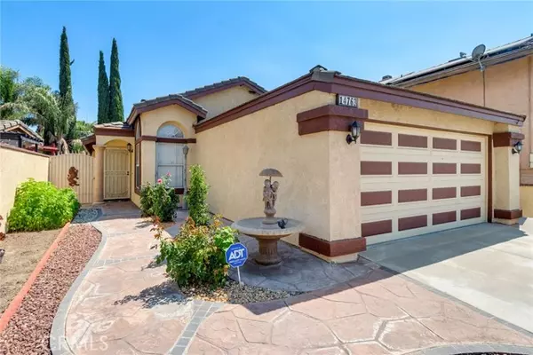 Fontana, CA 92337,14763 Shadow DR