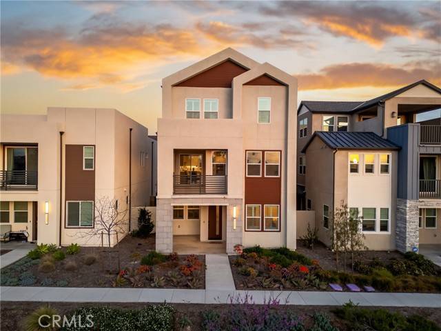 Irvine, CA 92618,121 Biome