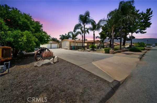 Wildomar, CA 92595,22135 Grove ST