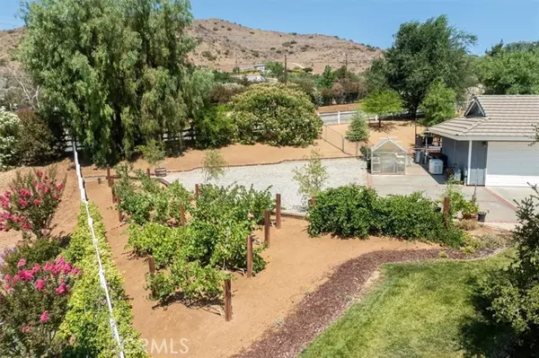 Acton, CA 93510,3627 Spanish Bit DR