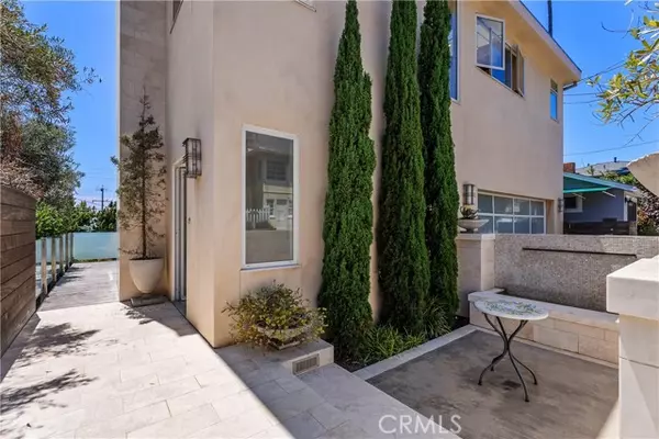 Laguna Beach, CA 92651,31685 3RD AVE