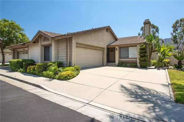 3534 Grey Bull LN, Corona, CA 92882