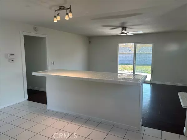 Westminster, CA 92683,15911 Quartz ST
