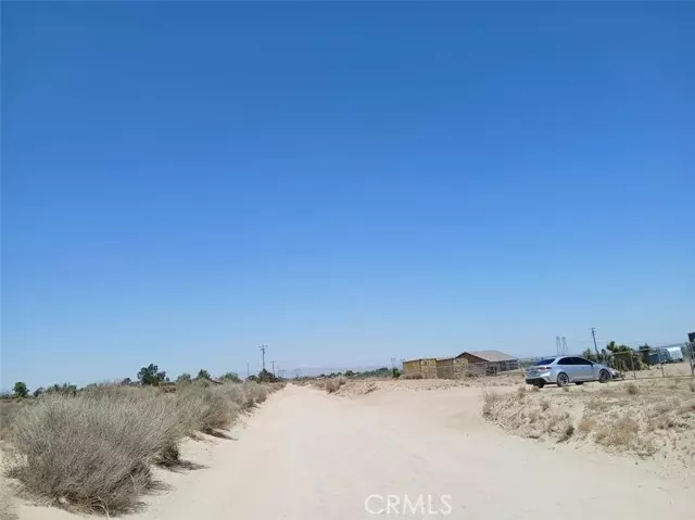 0 Eaby RD, Phelan, CA 92371