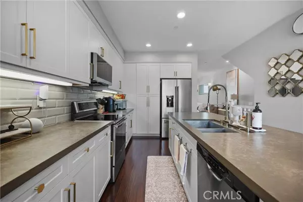Glendora, CA 91741,535 W Foothill BLD 102