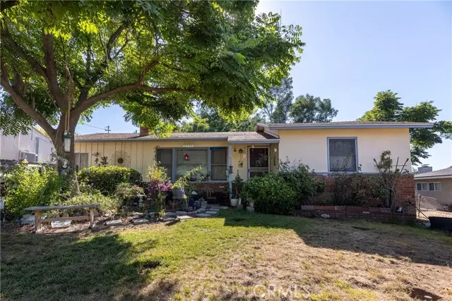12788 17th ST, Redlands, CA 92373