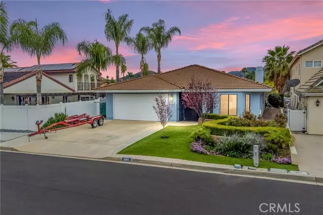 21815 Strawberry LN, Canyon Lake, CA 92587
