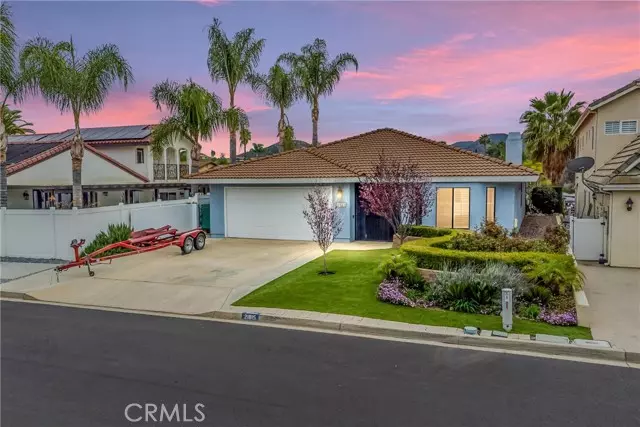 21815 Strawberry LN, Canyon Lake, CA 92587