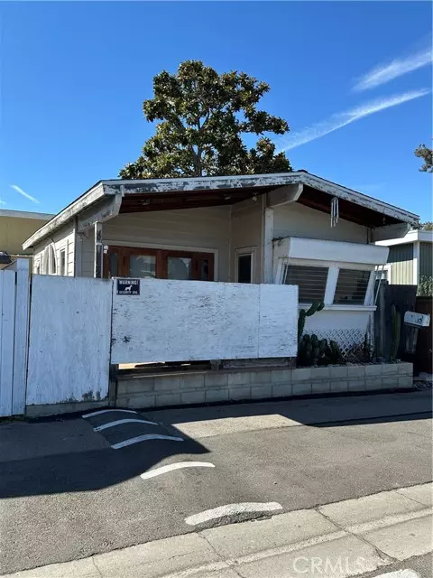 Seal Beach, CA 90740,96 Welcome LN