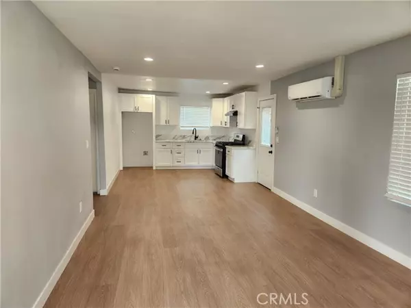 Colton, CA 92324,841 E H ST