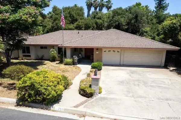 Escondido, CA 92025,757 Mockingbird CIR