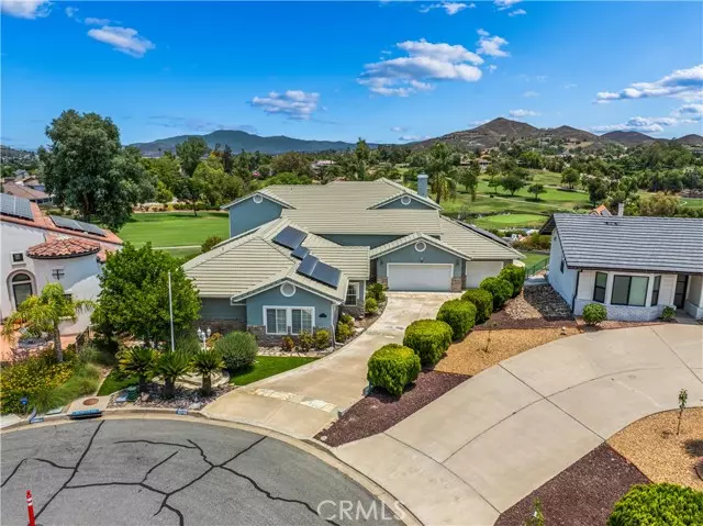 30700 Spyglass WAY, Canyon Lake, CA 92587