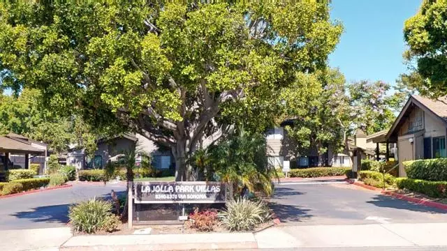La Jolla, CA 92037,8340 Via Sonoma F