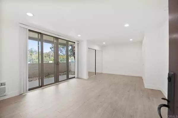 Escondido, CA 92026,1350 N Escondido BLD 17