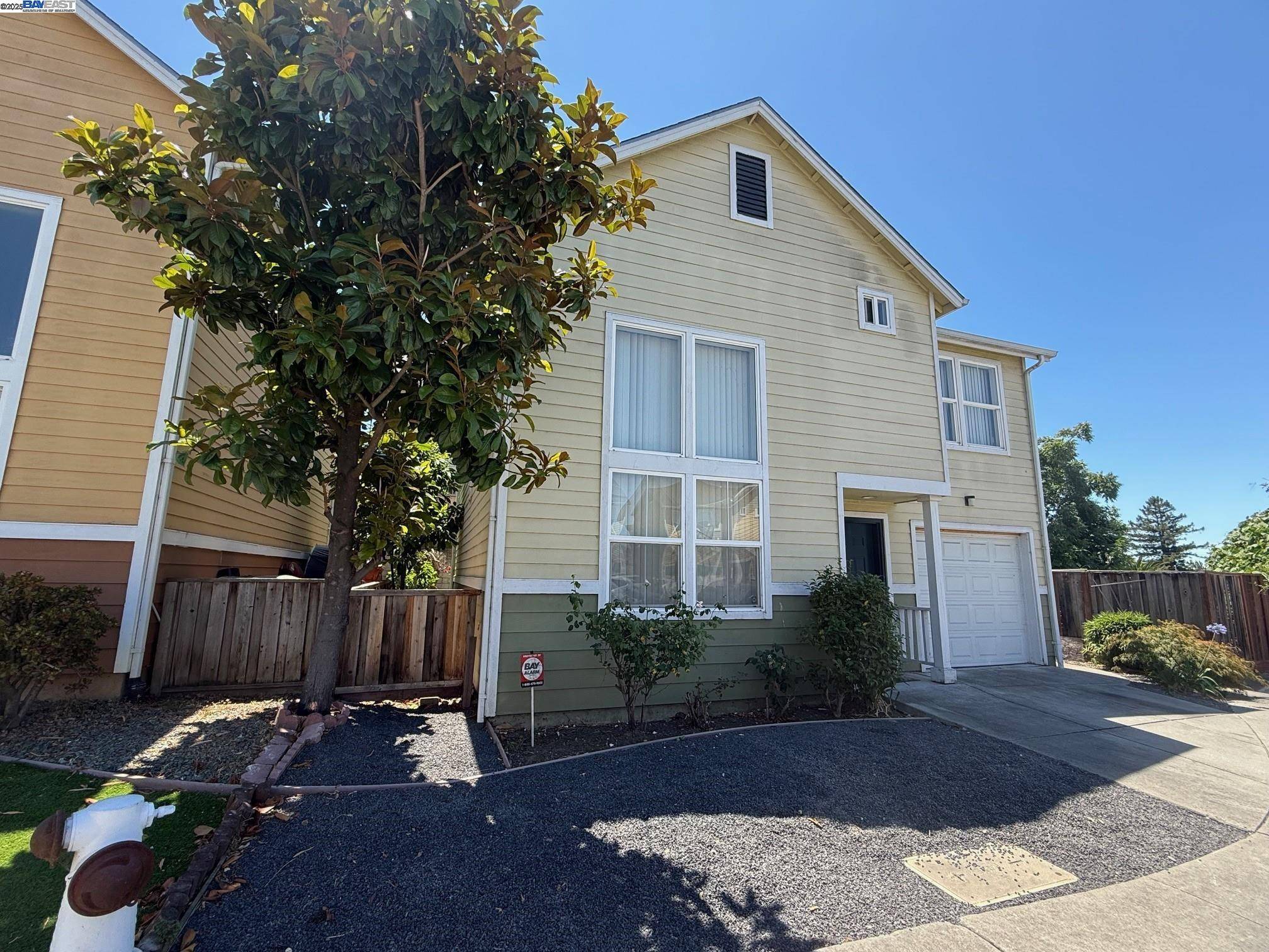 Oakland, CA 94603,2438 Savannah CT
