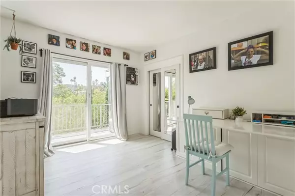 Woodland Hills, CA 91364,4922 Escobedo DR