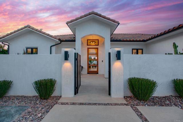 Carlsbad, CA 92009,2630 Vistosa PL