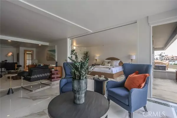 Corona Del Mar, CA 92625,2525 Ocean BLD C-1