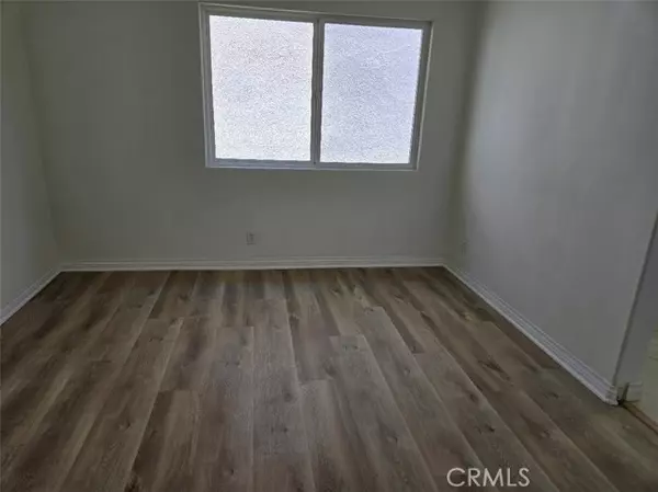 Sherman Oaks, CA 91403,14701 Dickens ST