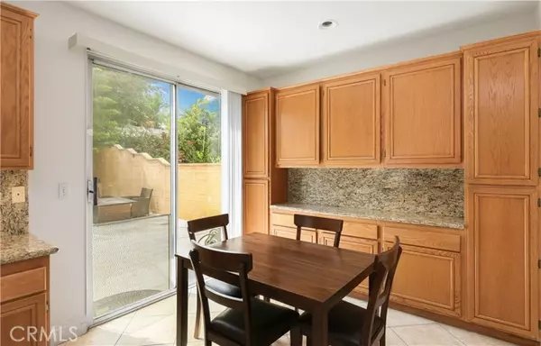 Irvine, CA 92602,43 Declaration PL