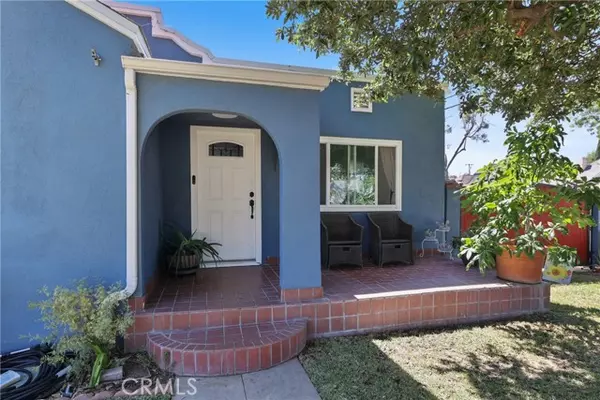 Santa Ana, CA 92701,704 Kilson DR